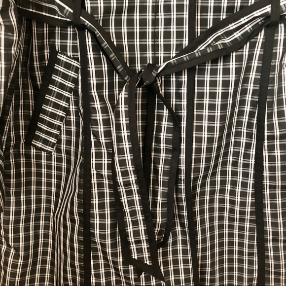 Black and White Plaid/Checkered Jacket, Size 10 - Picture 4 of 6